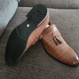 Men's shoes
